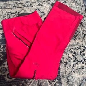 Women’s Arc’teryx snow pants